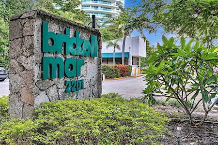 2201 Brickell Ave #89 Miami, FL 33129