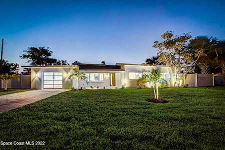 2235 Sunset Avenue Indialantic, FL 32903