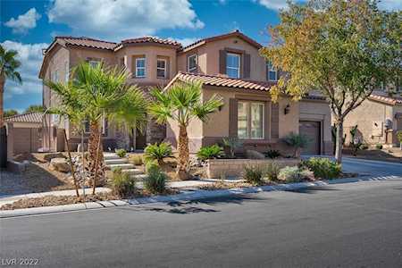 9387 Arrowhead Bluff Ave Las Vegas, NV 89149