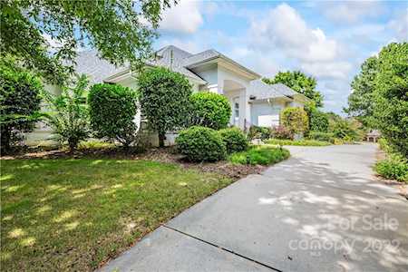 5700 Old Well House Rd Charlotte, NC 28226
