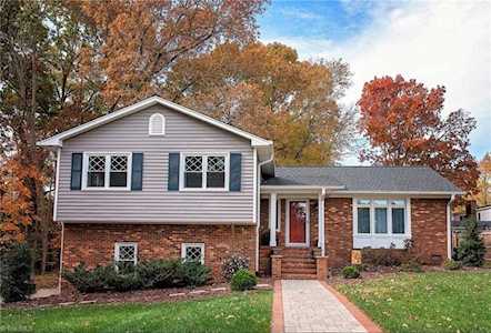 104 Somerset Drive Jamestown, NC 27282