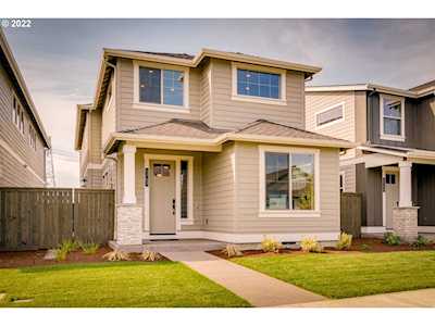 5763 SE 79th AVE Hillsboro, OR 97123
