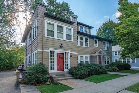 40 Beaconsfield Rd #40 Brookline, MA 02445