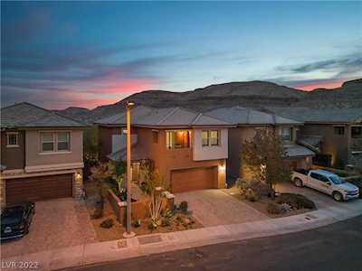 10593 Agate Knoll Ln Las Vegas, NV 89135