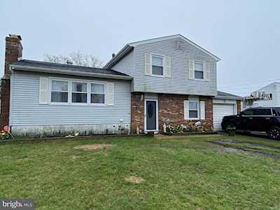 246 Center St Tuckerton, NJ 08087