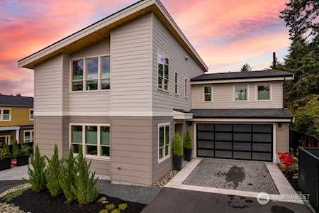 12013 9th Ave NW Seattle, WA 98177
