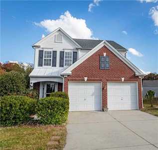 4028 Windstream Court Jamestown, NC 27282