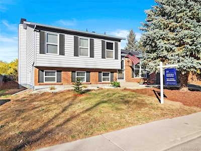 1025 Maple Dr Broomfield, CO 80020