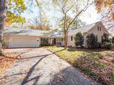 3301 Elstree Dr Charlotte, NC 28226