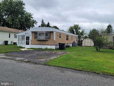 303 Oklahoma Williamstown, NJ 08094