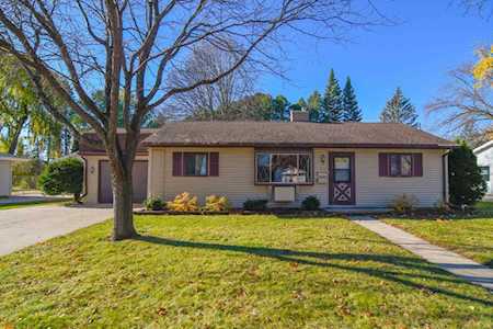 514 Clover Ln Green Bay, WI 54301