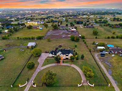 2910 Harmon Road Haslet, TX 76177