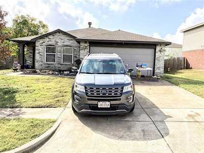 1032 Bannack Drive Arlington, TX 76001