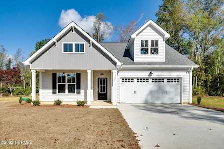 207 Double Eagle Road Burgaw, NC 28425
