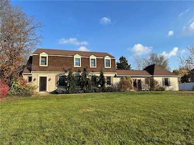 1471 Lindenhurst Drive Washington TWP, OH 45459