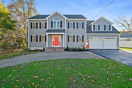 40 J.A. Mcdermott Circle Randolph, MA 02368