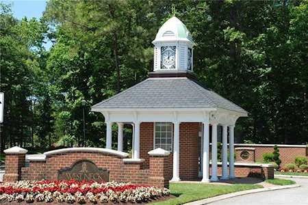 2856 Einstein Dr Virginia Beach, VA 23456