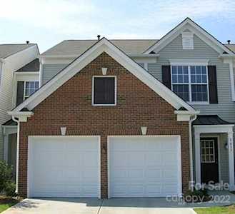 9037 Bishop Crest Ln Charlotte, NC 28277