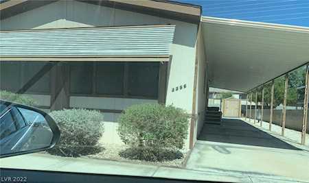 3356 Lost Hills Dr Las Vegas, NV 89122