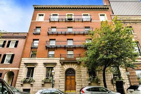 142 Chestnut Street #8/9 Boston, MA 02108