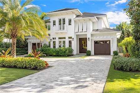 730 N 6th Ave Naples, FL 34102