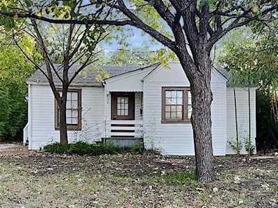 811 Barnes Street Mckinney, TX 75069