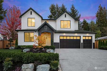 7324 120th Ave NE Kirkland, WA 98033
