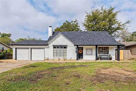 224 Hialeah Park Street Saginaw, TX 76179