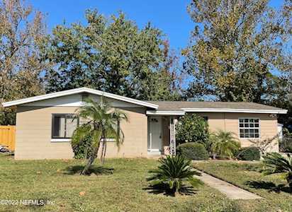235 Beall AVE N Jacksonville, FL 32218