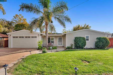 215 Cleopatra Dr Pleasant Hill, CA 94523