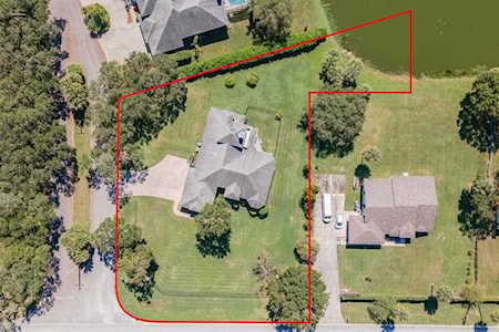 8511 Riverview Dr Riverview, FL 33578