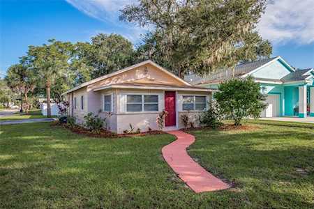 6051 Illinois Ave New Port Richey, FL 34653