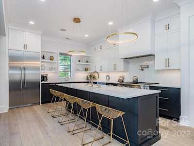 2814 Irby Dr Charlotte, NC 28209