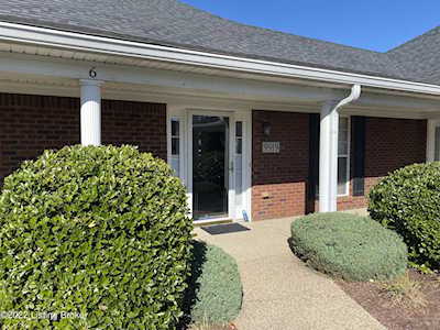 9919 Chenoweth Vista Way Louisville, KY 40299