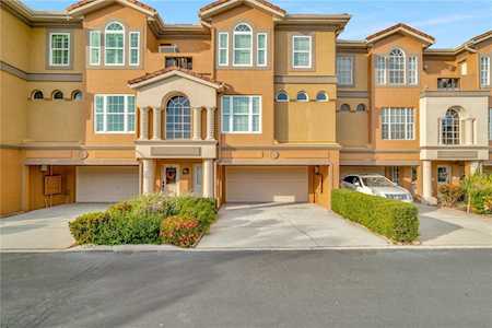 1525 Wharfside Dr Tarpon Springs, FL 34689