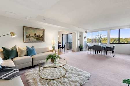 250 Hammond Pond Pkwy #702N Newton, MA 02467