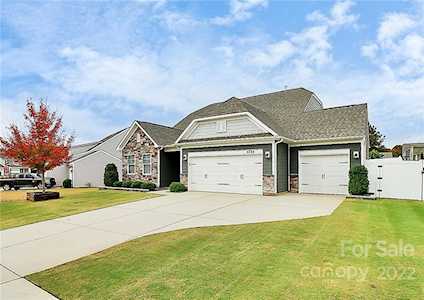 3355 Delaware Dr Denver, NC 28037