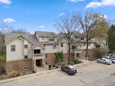 12956 Bryce Canyon Dr Maryland Heights, MO 63043