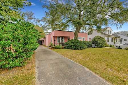 186 Sans Souci St Charleston, SC 29403