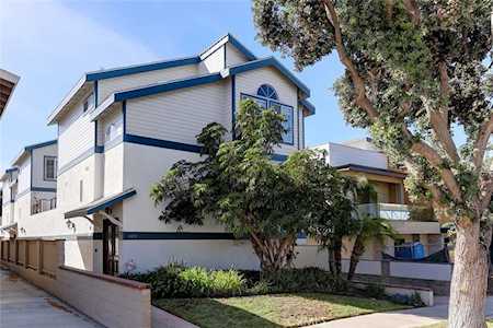 409 N Elena Ave #2 Redondo Beach, CA 90277