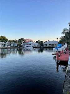 2108 NE 22nd Ter Fort Lauderdale, FL 33305