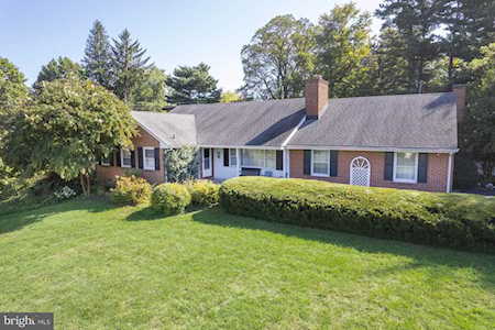 504 Summit Dr Hockessin, DE 19707