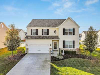 673 Raab Street Pickerington, OH 43147