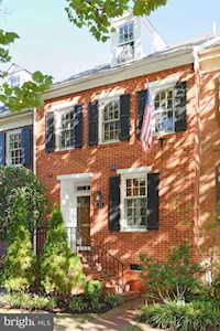 819 Wolfe St Alexandria, VA 22314