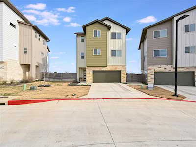 5315 La Crosse Ave #14 Austin, TX 78739