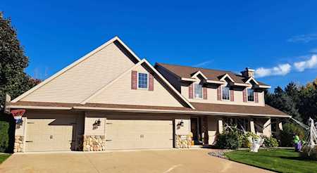 2338 Tumbleweed Trl Green Bay, WI 54313