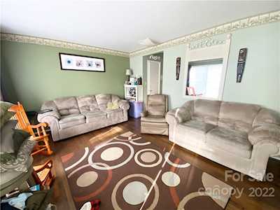 3239 Edsel Place Charlotte, NC 28205