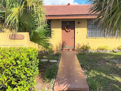 14731 SW 84th Ter #14731 Miami, FL 33193