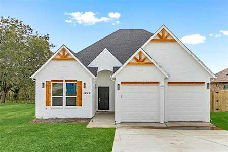1200 Lake View Ridge White Settlement, TX 76108