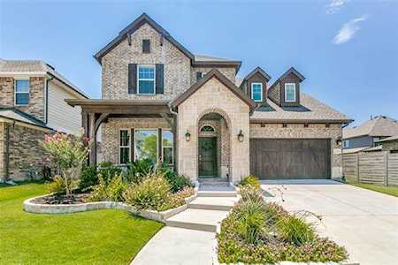 1221 3rd Street Argyle, TX 76226